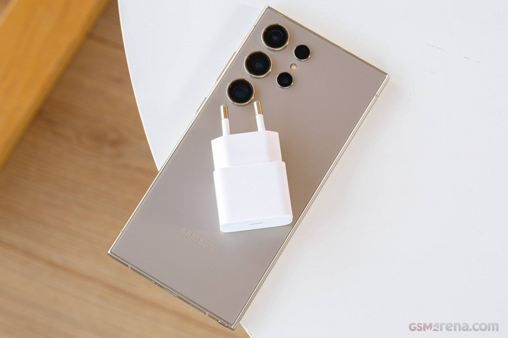 Samsung Galaxy S24 Ultra, Box Pack, A+ Grade, Brand New image 2