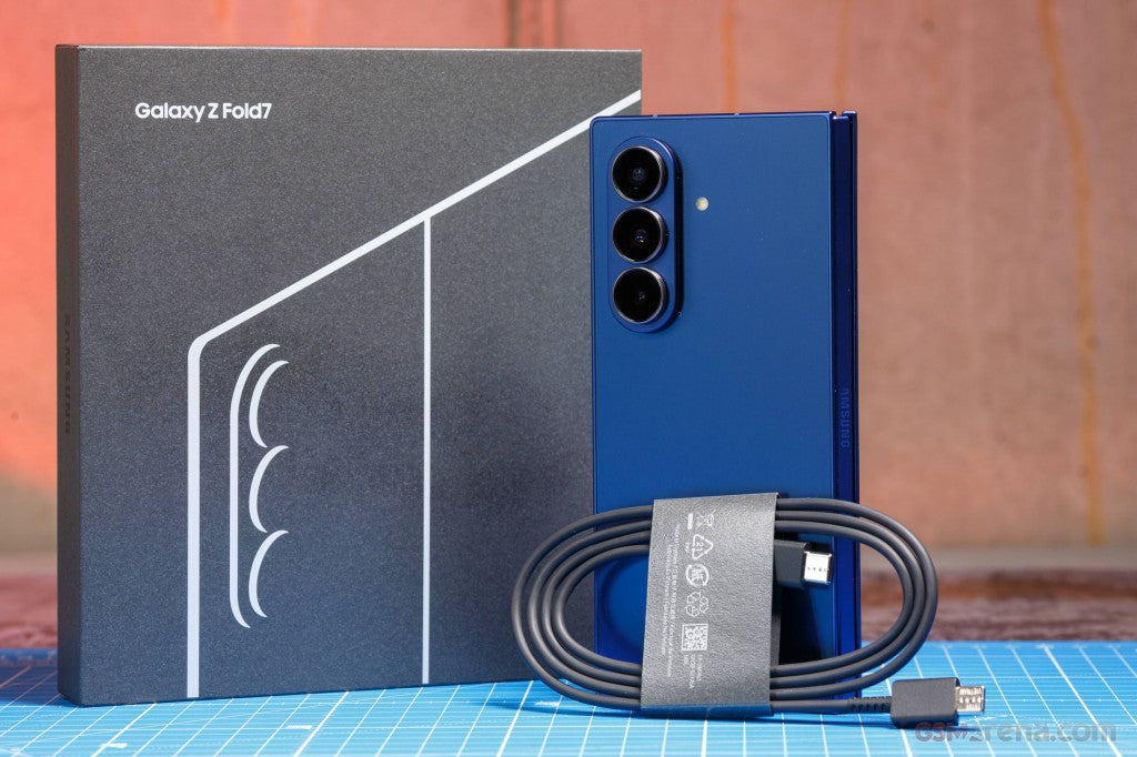 Samsung Galaxy Z Fold7, Box Pack, A+ Grade, Brand New image 0