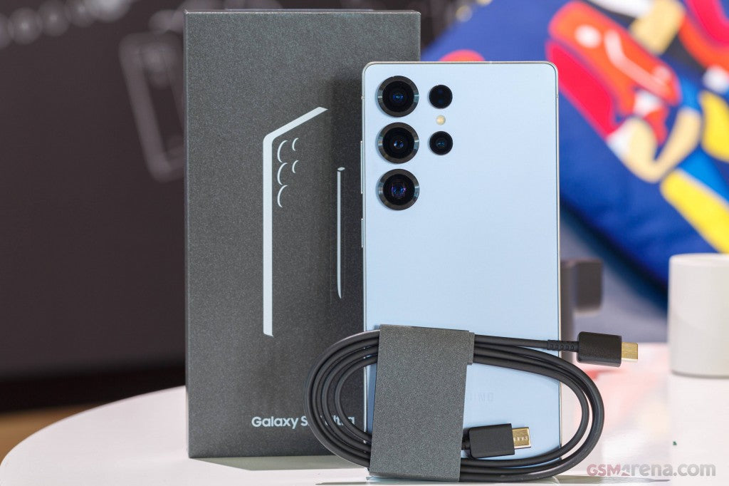 Samsung Galaxy S25 Ultra, Box Pack, A+ Grade, Brand New image 0